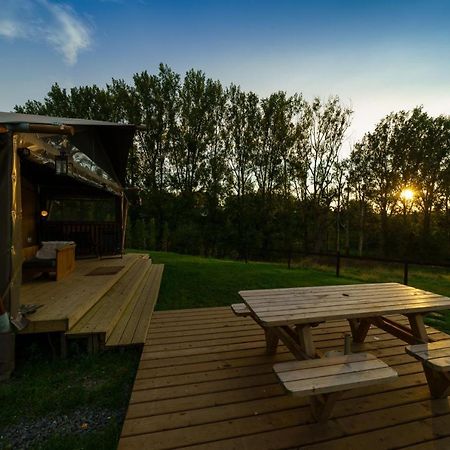 Le Relais D'Artagnan - Relais Equestre Hotell Mortier Eksteriør bilde